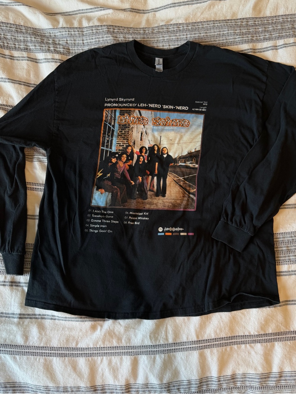 Gildan Black Lynyrd Skynyrd Long Sleeve Graphic Tee